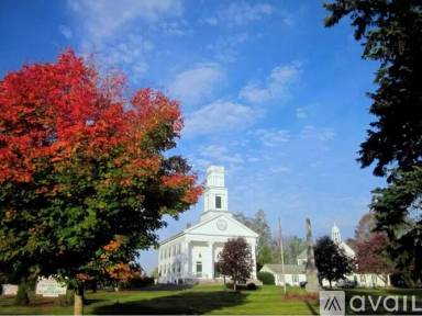 Main picture of 42 Beach Ave