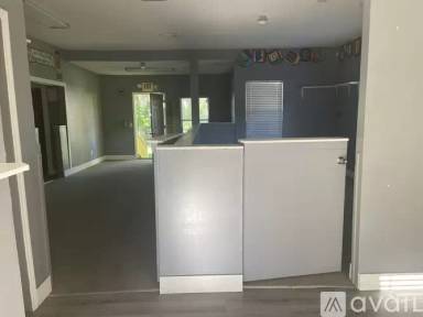 Main picture of 3550 Westlake Ave