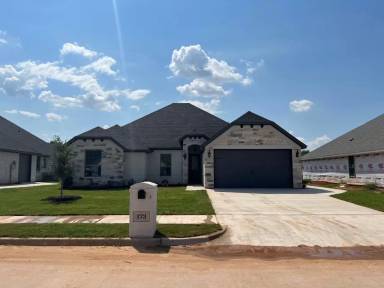 Main picture of 173 Crenshaw Ct