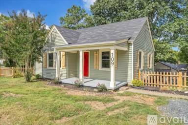 Main picture of 109 Crestview Dr