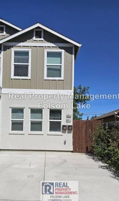 Main picture of 5431 Bradford Dr