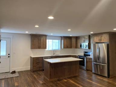 Main picture of 884 S Silvertree Ln