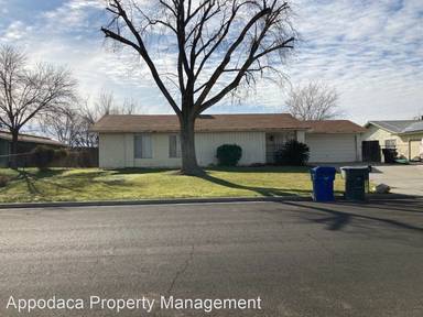 Main picture of 10609 Paul Ave