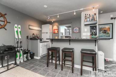 Main picture of 1555 Sadler Dr