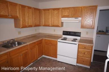 Main picture of 39 Cato Ave