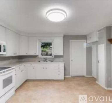 Main picture of 1220 Campbell Ave NW