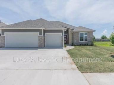 Main picture of 10608 Glover River Drive Yukon, OK 73099
