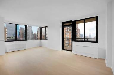 Main picture of 113 W 60th St