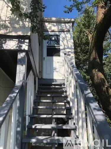 Main picture of 1736 10th St