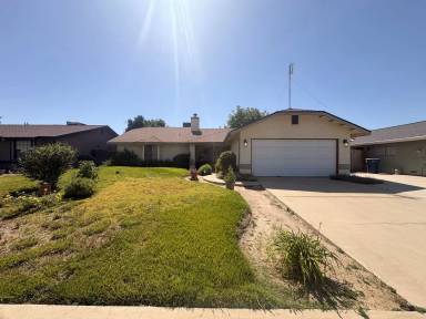 Main picture of 1253 Jamestown St