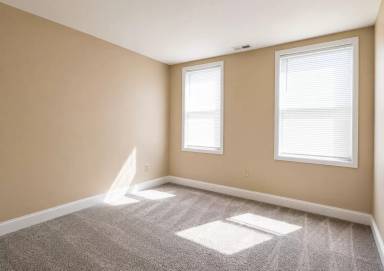 Main picture of 2227 Saint Paul St