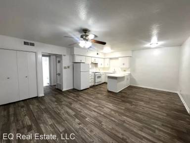 Main picture of 1100 E 32nd St