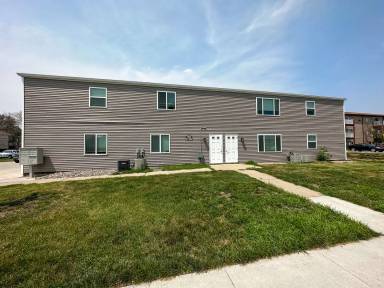 Main picture of 207 S 5th St