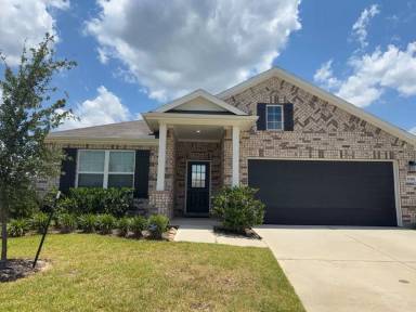 Main picture of 22476 Mountain Pine Dr
