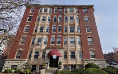 Main picture of 100 Saint Marys St