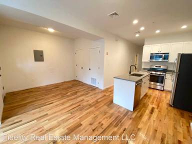 Main picture of 55 Dubois St