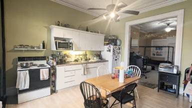 Main picture of 346 S Rose St