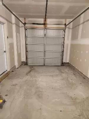 Main picture of 92 Mossdale Blvd