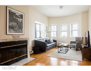 Main picture of 120 Milk St