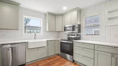 Main picture of 1816 Eastside Ave