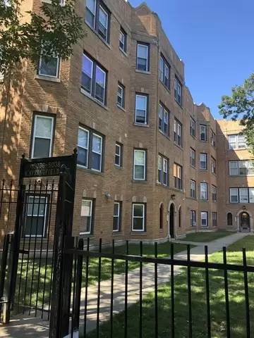 Main picture of 5038 N Springfield Ave