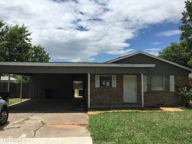 Main picture of 906 N 4th St