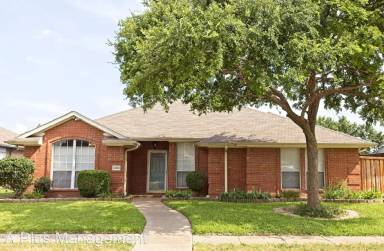 Main picture of 1400 Woodmont Dr