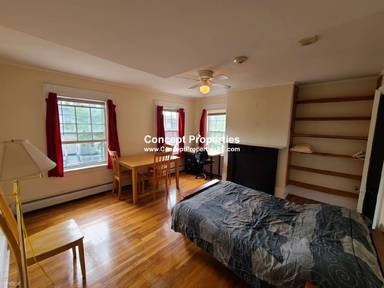 Main picture of 179 Prospect St