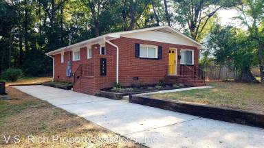 Main picture of 1206 Evergreen St