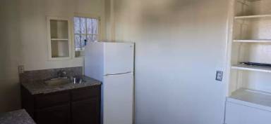 Main picture of 1450 1/2 Fairbanks Pl