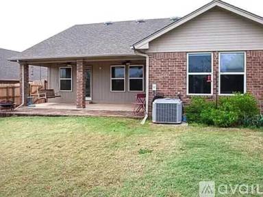 Main picture of 1202 W Stonecrest Ave
