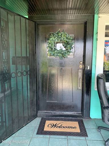 Main picture of 4727 Oakwood Ave