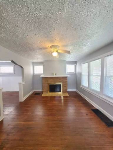 Main picture of 771 S Richardson Ave