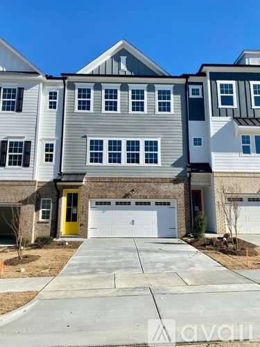 Main picture of 825 Amley Pl