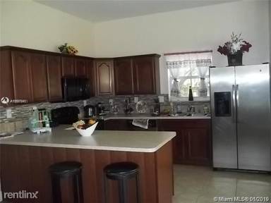 Main picture of 30501 SW 188th Ct