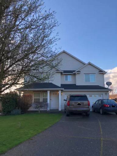 Main picture of 4118 NE 165th Ave