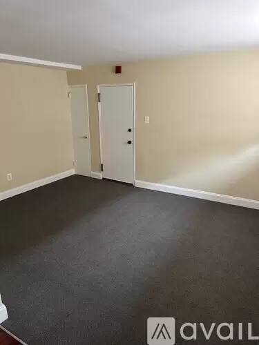 Main picture of 8229 Leon St