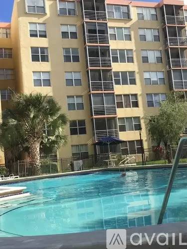 Main picture of Greynolds Park Club Condo