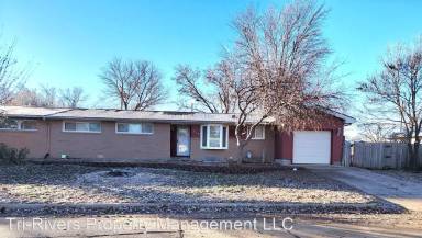 Main picture of 739 Greenbriar Cir