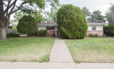 Main picture of 1600 SW 35th - A