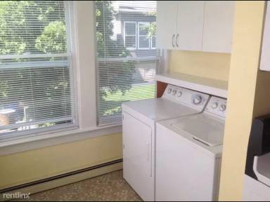 Main picture of 424 Kelley St