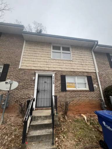 Main picture of 3709 Church St