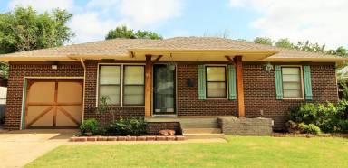 Main picture of 41 E 14th St