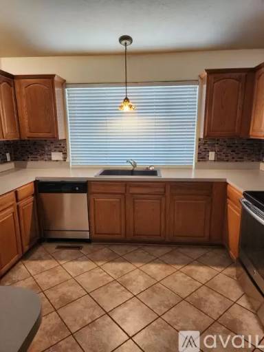 Main picture of 5315 S 188th St