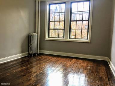 Main picture of 2816 Bronx Park E