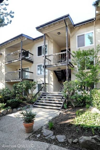 Main picture of 13626 NE 7th St