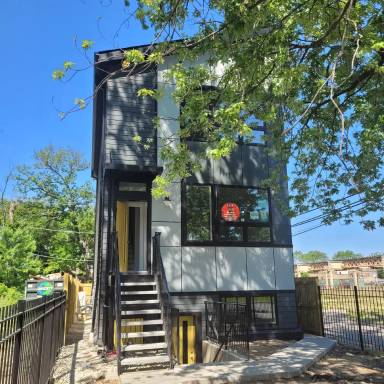 Main picture of 6312 S Rhodes Ave