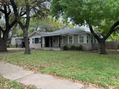 Main picture of 4011 Austin Ave