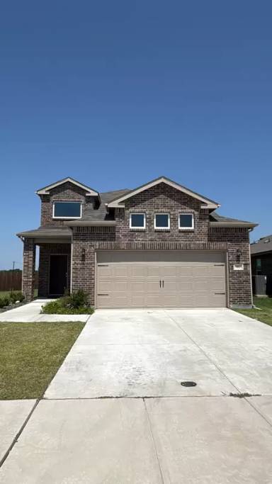 Main picture of 302 Lake Erie Dr