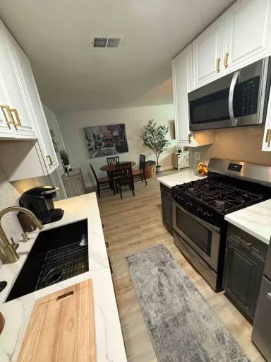 Main picture of 4752 Greenholme Dr